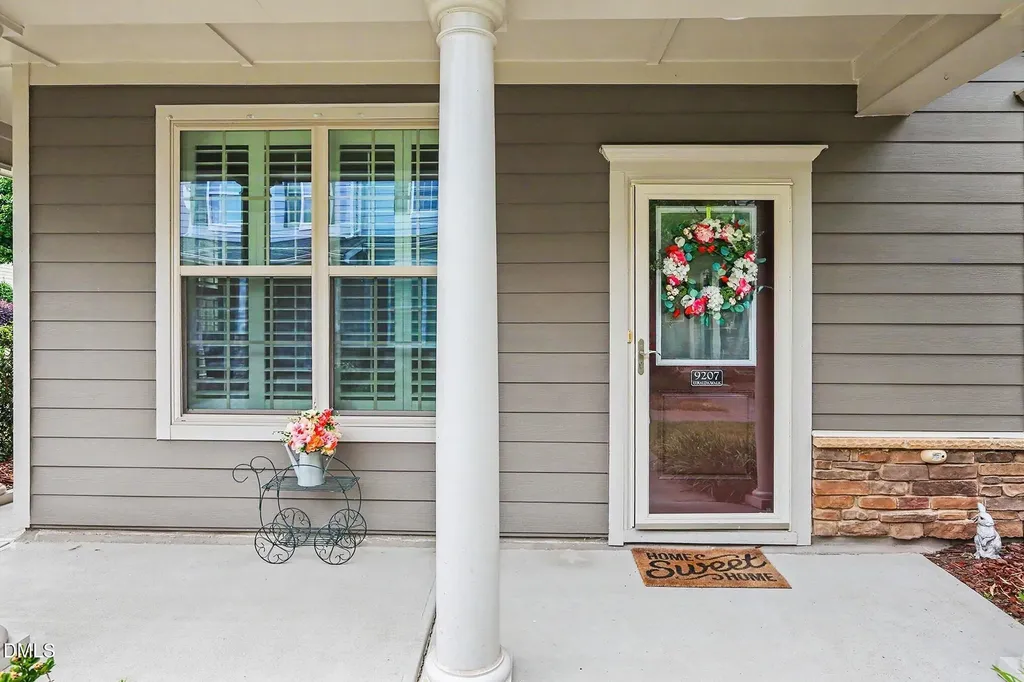 9207 Giralda Walk Raleigh NC 27617