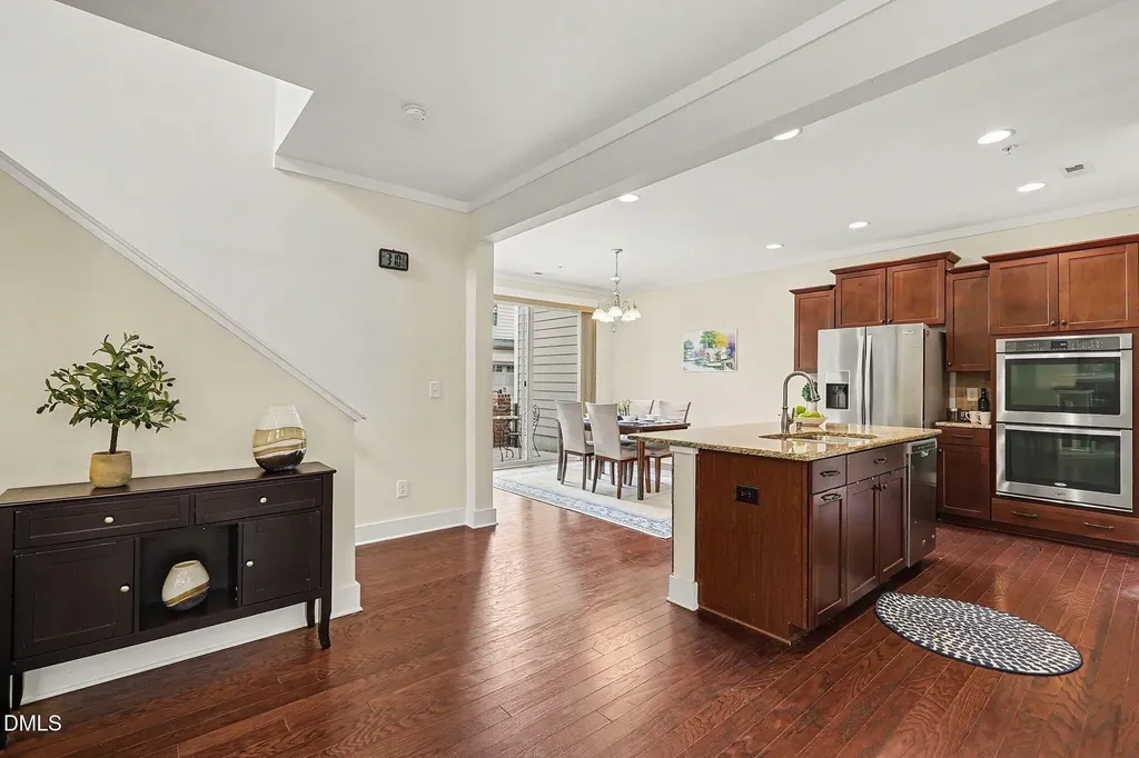 9207 Giralda Walk Raleigh NC 27617