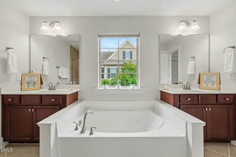 9207 Giralda Walk Raleigh NC 27617