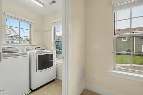 9207 Giralda Walk Raleigh NC 27617