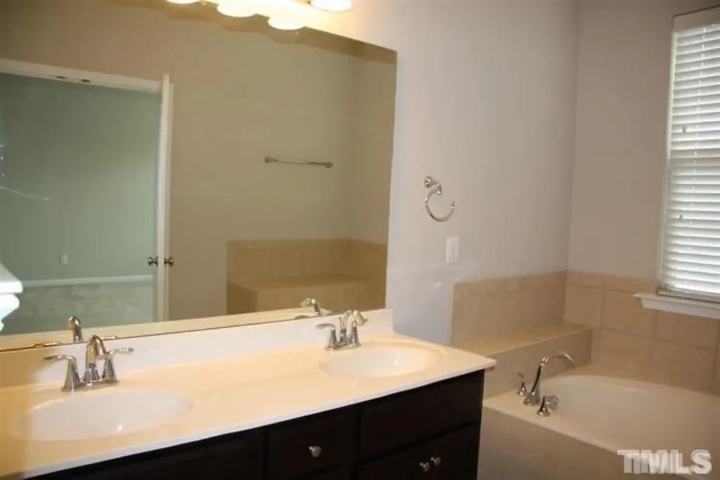 1536 Alemany Street Morrisville NC 27560
