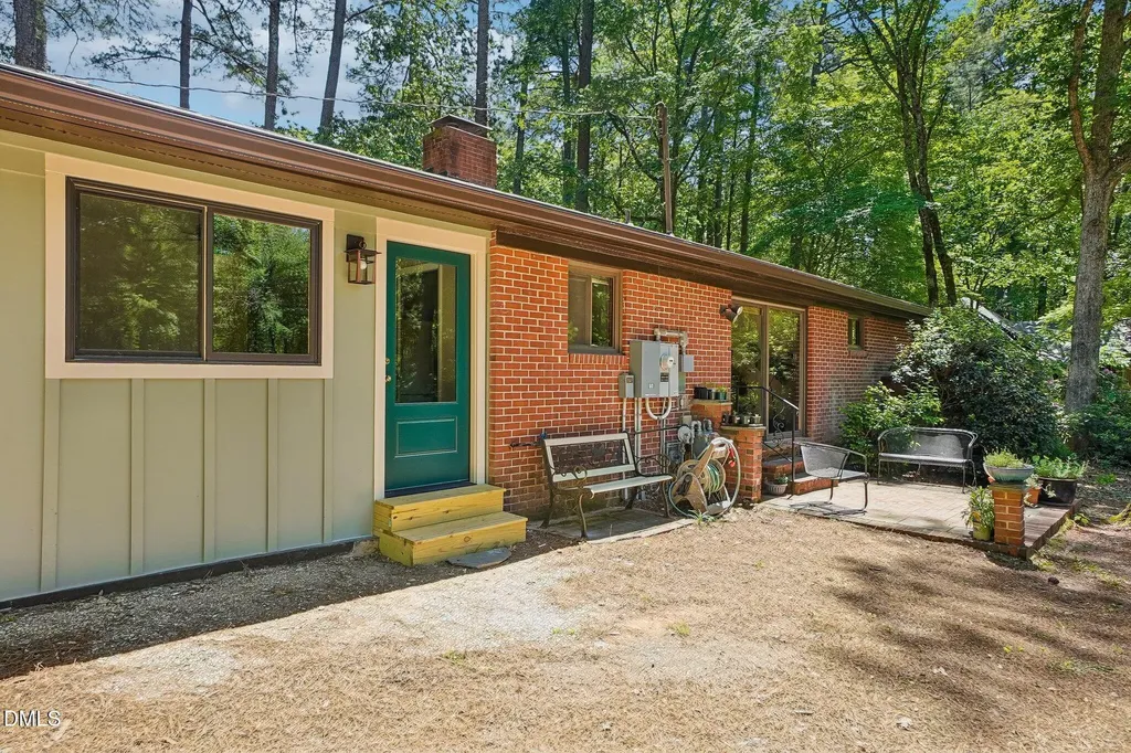 147 Windsor Circle Chapel Hill NC 27516