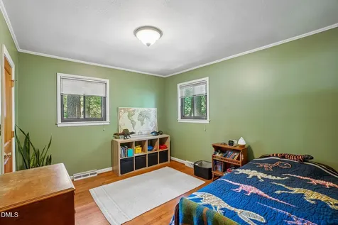 147 Windsor Circle Chapel Hill NC 27516