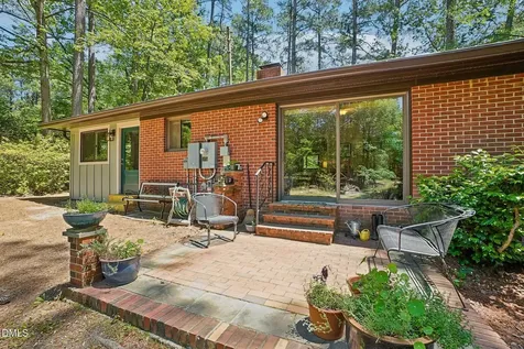 147 Windsor Circle Chapel Hill NC 27516