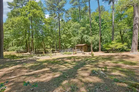 147 Windsor Circle Chapel Hill NC 27516