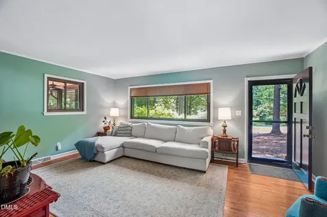 147 Windsor Circle Chapel Hill NC 27516