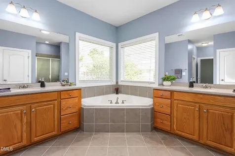 4007 Cullen Court Burlington NC 27215