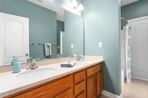 4007 Cullen Court Burlington NC 27215
