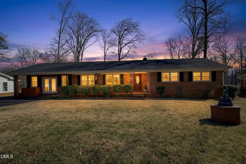 5931 S Sharon Drive Raleigh NC 27603
