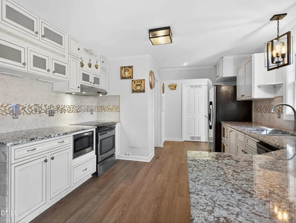 5931 S Sharon Drive Raleigh NC 27603