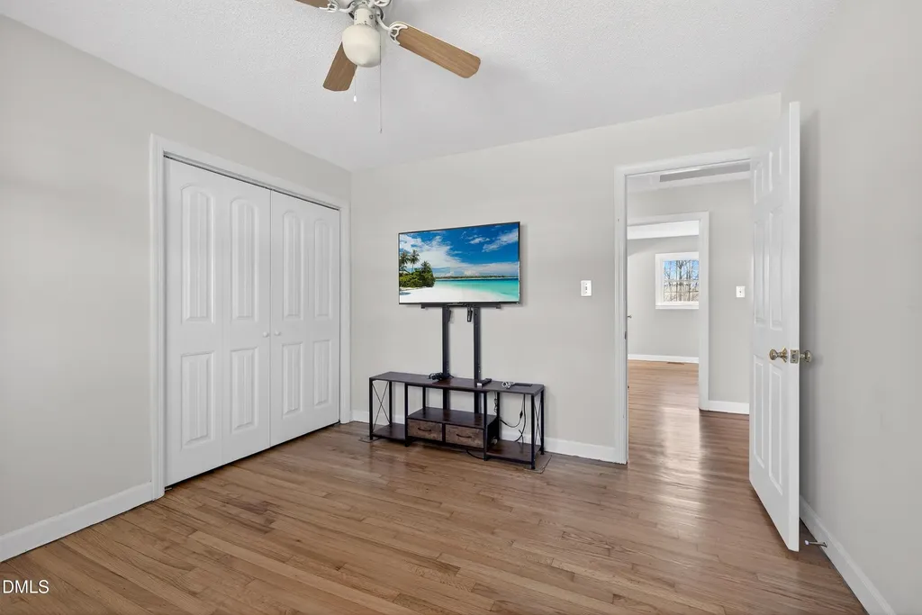 5931 S Sharon Drive Raleigh NC 27603