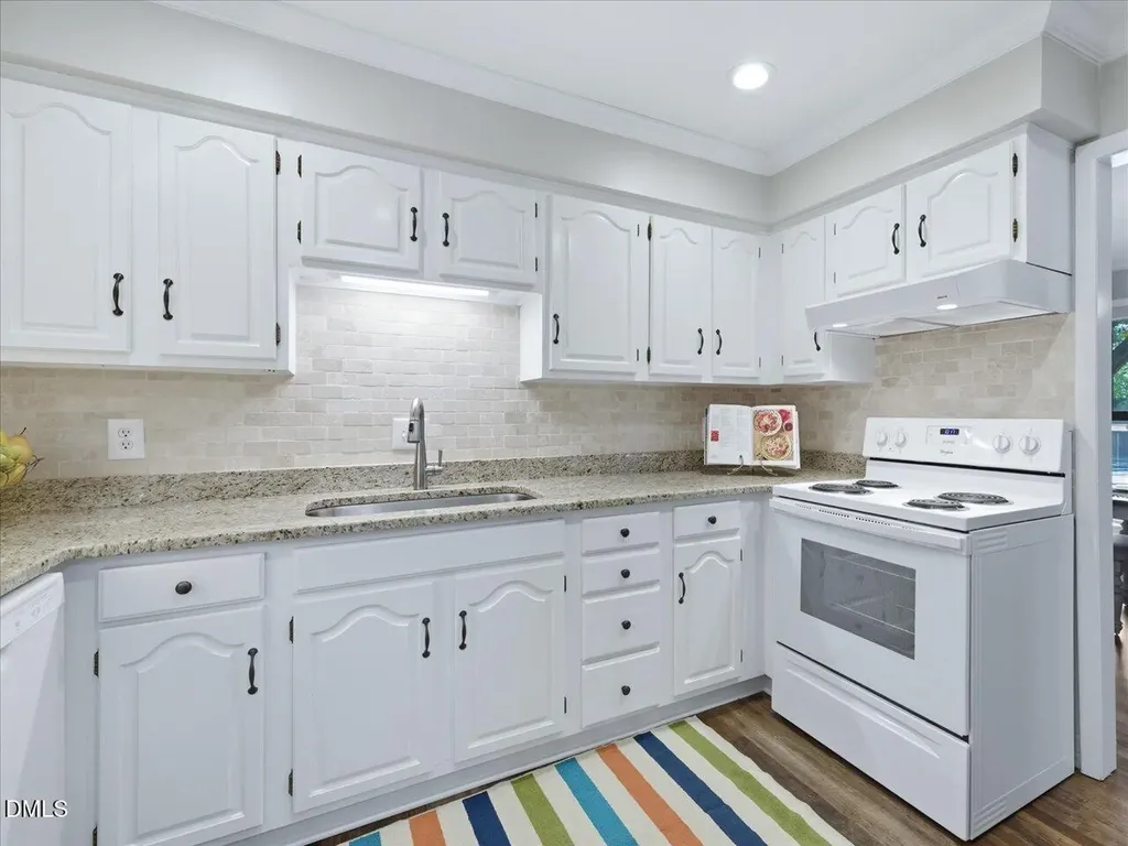 701 Oak Tree Drive Chapel Hill NC 27517