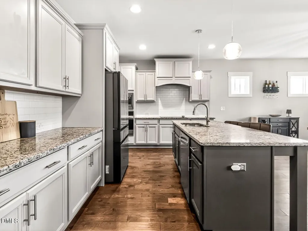 2516 Glade Mill Court Fuquay Varina NC 27526
