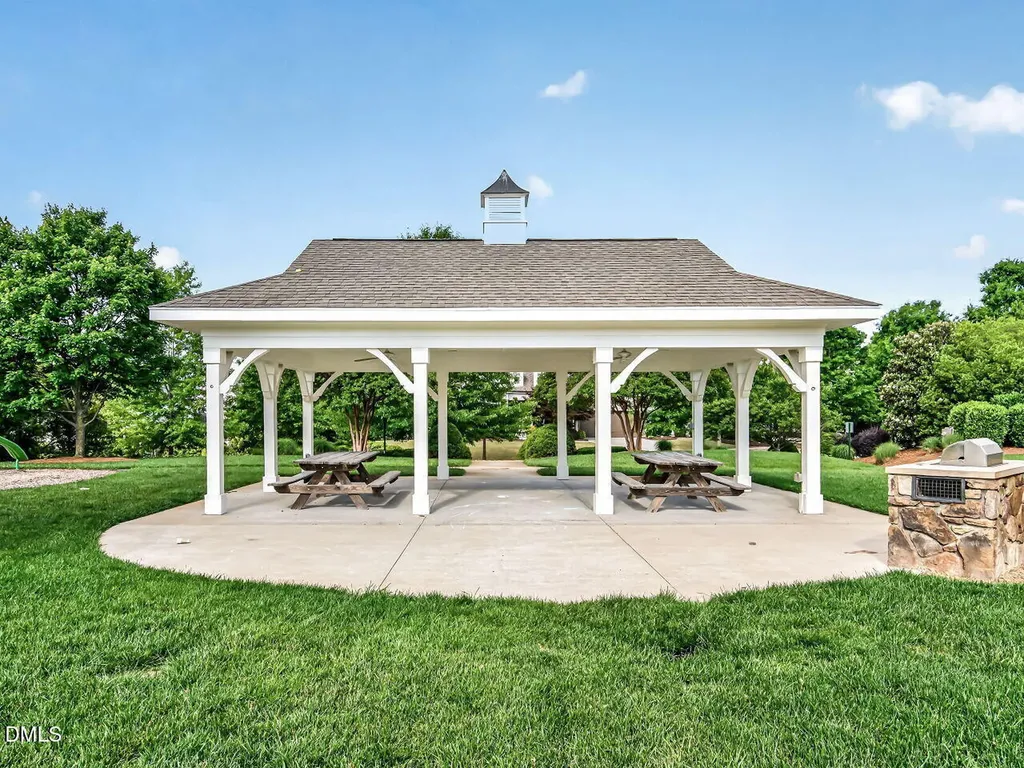 2516 Glade Mill Court Fuquay Varina NC 27526