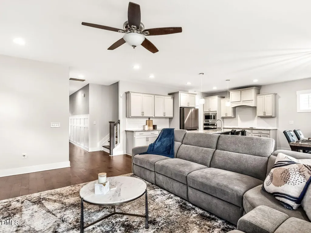 2516 Glade Mill Court Fuquay Varina NC 27526