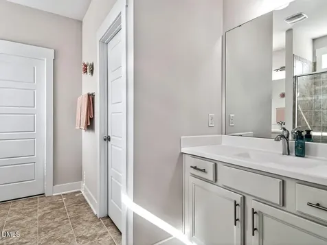 2516 Glade Mill Court Fuquay Varina NC 27526