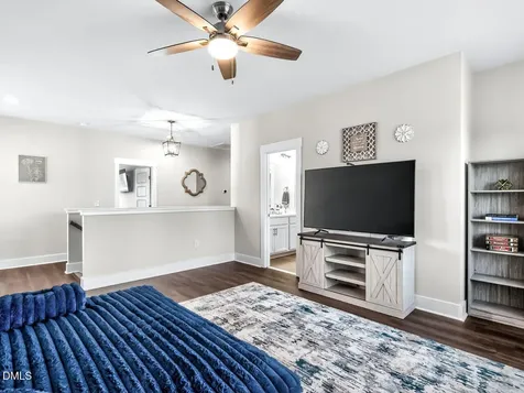 2516 Glade Mill Court Fuquay Varina NC 27526