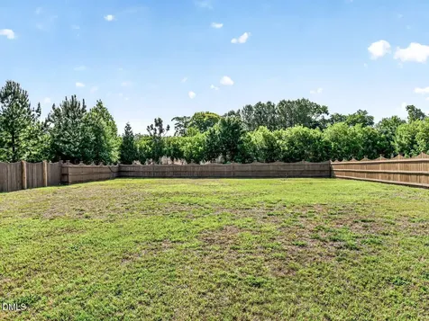 2516 Glade Mill Court Fuquay Varina NC 27526