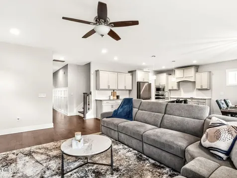 2516 Glade Mill Court Fuquay Varina NC 27526