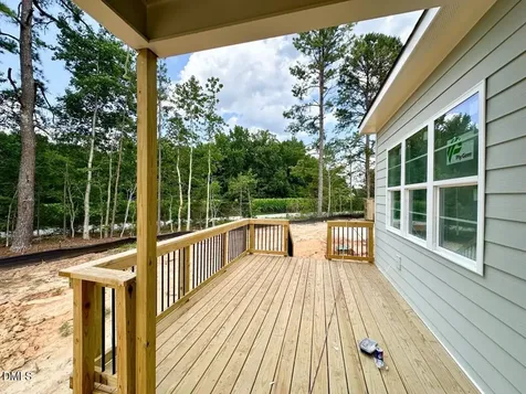 215 Broadleaf Lane Youngsville NC 27596