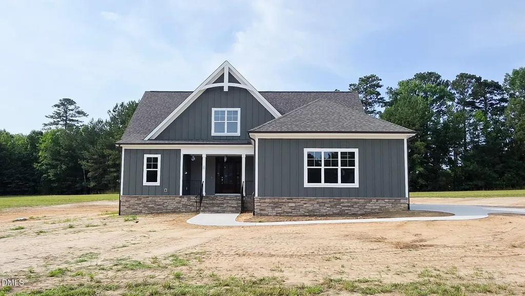 20 White Deer Lane Youngsville NC 27596