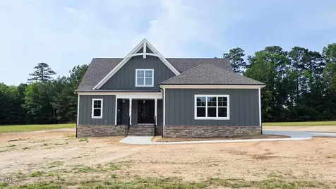 20 White Deer Lane Youngsville NC 27596