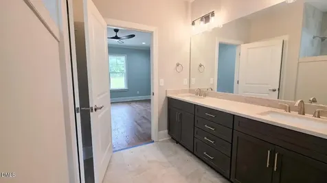 20 White Deer Lane Youngsville NC 27596