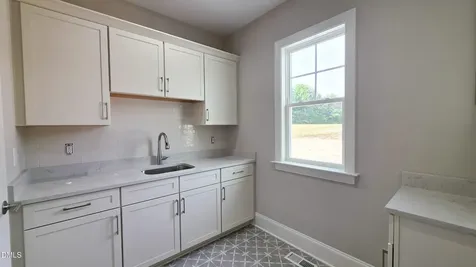 20 White Deer Lane Youngsville NC 27596