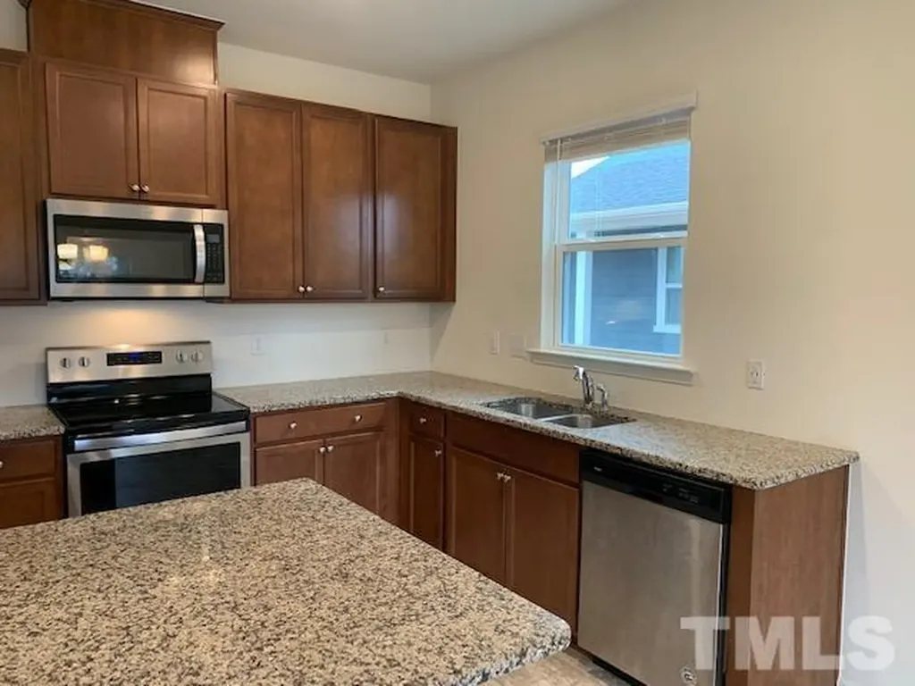 1149 Noor Lane Fuquay Varina NC 27526