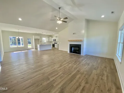 9643 Hinnant-edgerton Road Kenly NC 27542