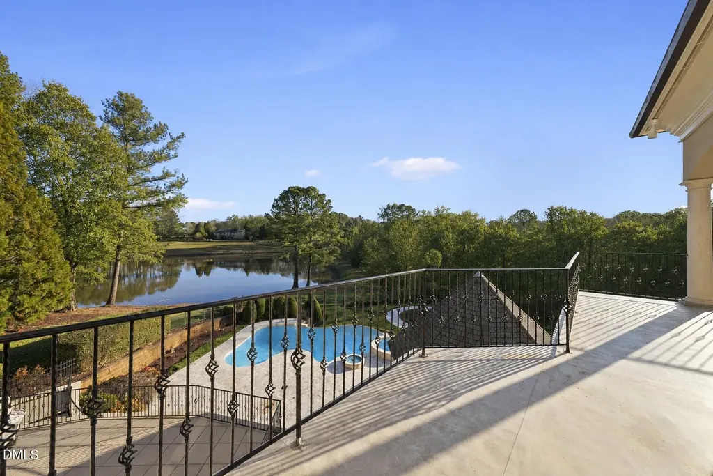 1404 Barony Lake Way Raleigh NC 27614