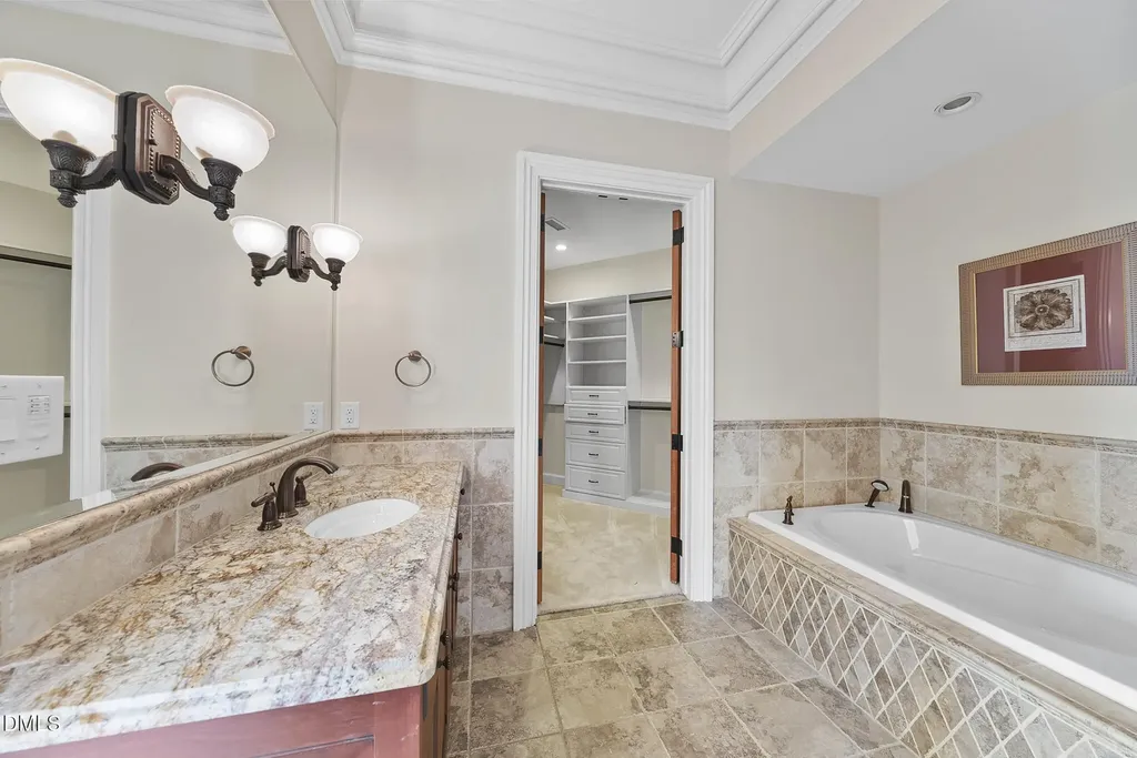 1404 Barony Lake Way Raleigh NC 27614