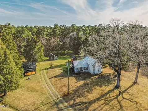 2929 Seaforth Road Pittsboro NC 27312