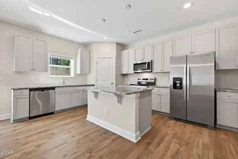 584 Barrington Row Avenue Zebulon NC 27597