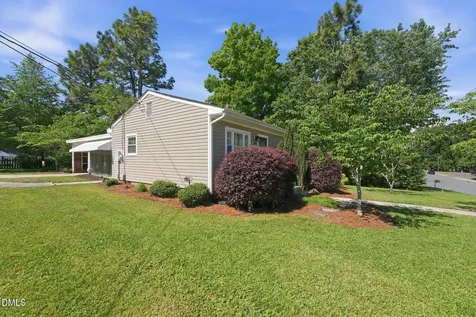 1504 Overbrook Road Burlington NC 27215