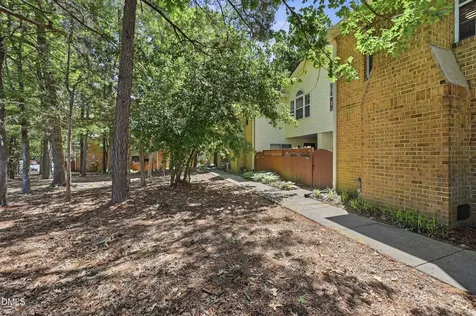 411 Summerwalk Circle Chapel Hill NC 27517