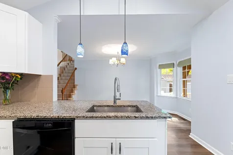 114 Cambrian Way Cary NC 27511