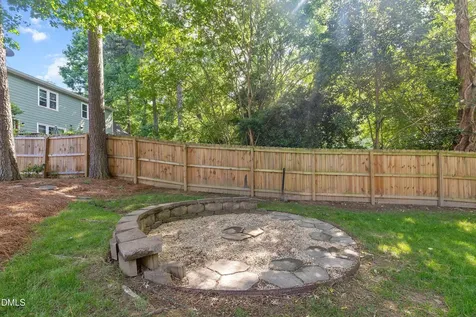 114 Cambrian Way Cary NC 27511