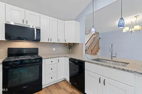 114 Cambrian Way Cary NC 27511
