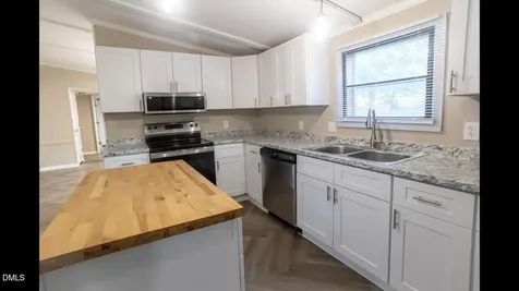 2004 Mesa Court Archer Lodge NC 27527