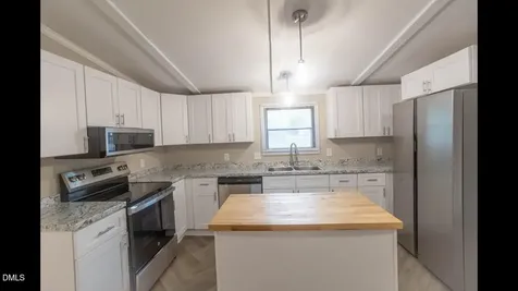 2004 Mesa Court Archer Lodge NC 27527