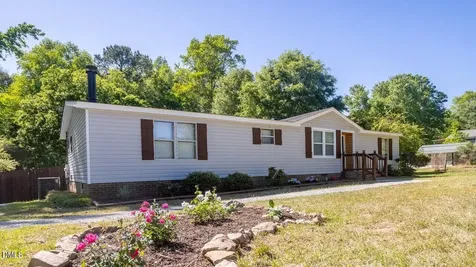 2004 Mesa Court Archer Lodge NC 27527