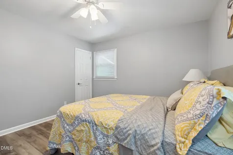 829 Greenwich Street Raleigh NC 27610