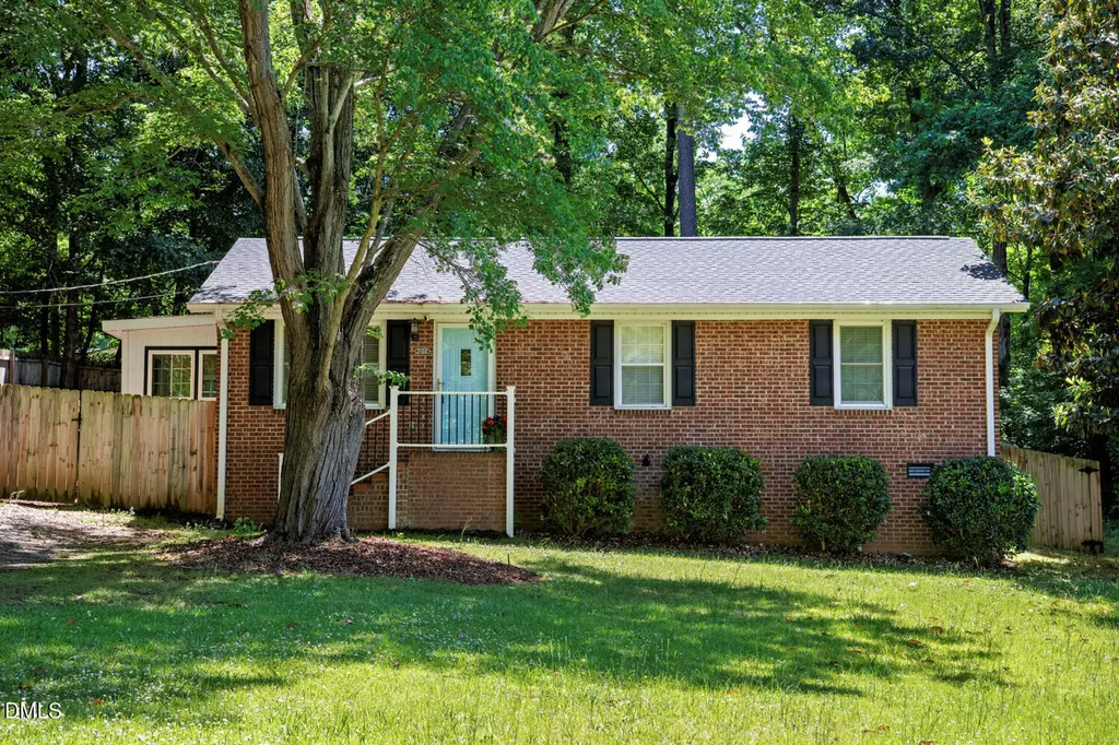 2413 Dover Street Sanford NC 27330