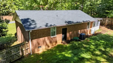 2413 Dover Street Sanford NC 27330