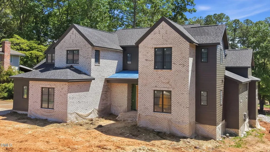 1221 Gunnison Place Raleigh NC 27609