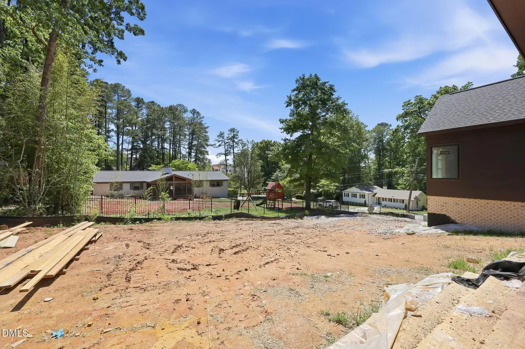 1221 Gunnison Place Raleigh NC 27609