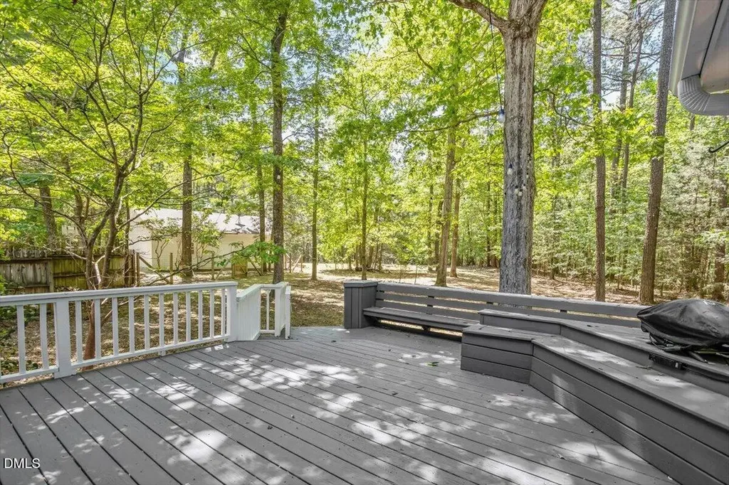 3212 Twin Streams Road Chapel Hill NC 27516