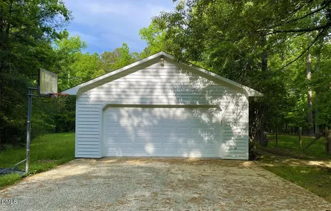 3212 Twin Streams Road Chapel Hill NC 27516