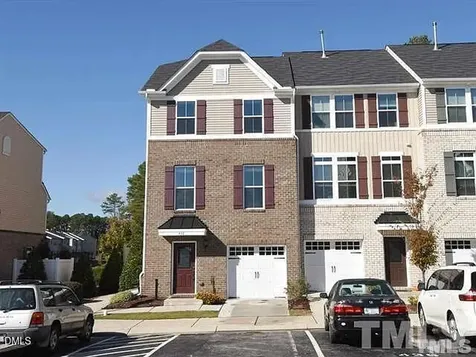 438 Berry Chase Way Cary NC 27519